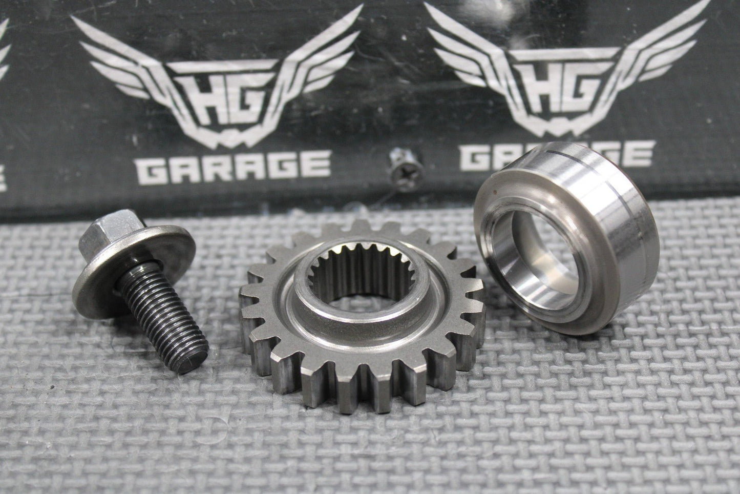 2003 HONDA CR250R OEM ENGINE PRIMARY DRIVE MAIN GEAR COLLAR BOLT 13615 - KS7 - 000 - hggarage