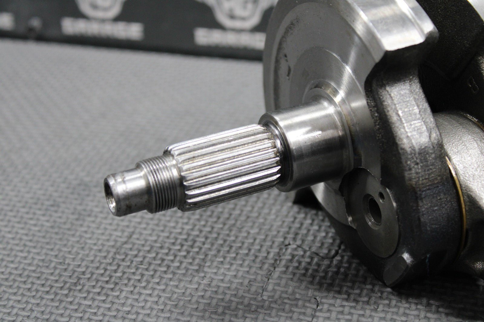 1989 HONDA 86 - 95 XR250R OEM ENGINE CRANKSHAFT CRANK SHAFT CON ROD 13000 - KS5 - 010 - hggarage