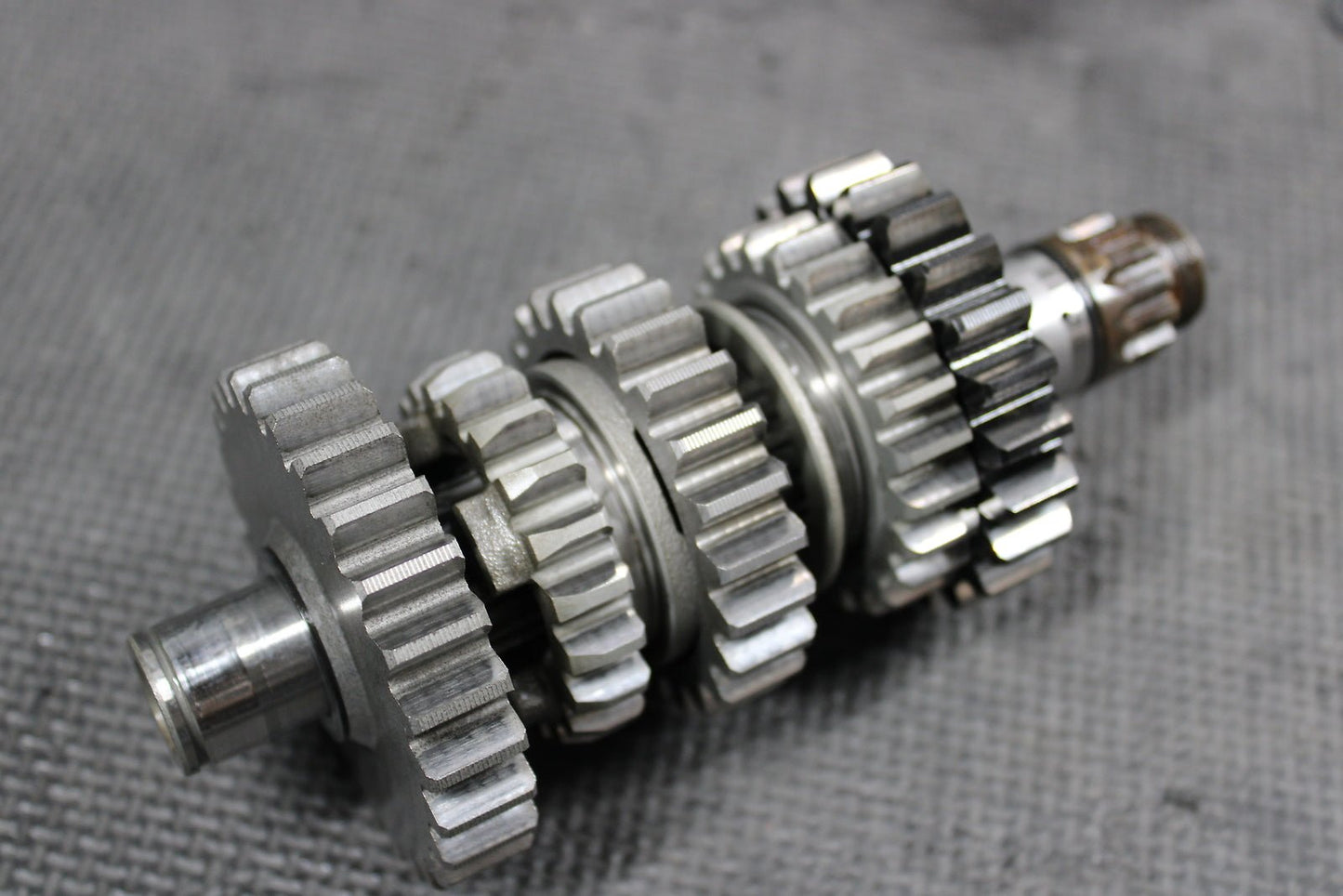 2010 Yamaha YZ450F OEM Engine Transmission Tranny Assembly Gears - hggarage