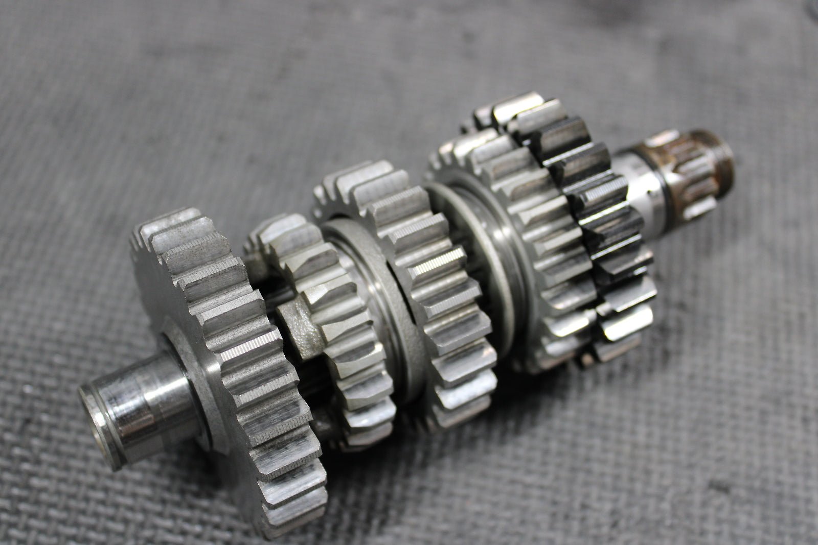 2010 Yamaha YZ450F OEM Engine Transmission Tranny Assembly Gears - hggarage