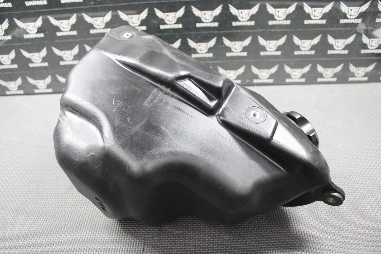 2007 05 - 08 KAWASAKI KX250F OEM GAS FUEL TANK CELL PETROL RESERVOIR 51001 - 0110 - 6Z - hggarage