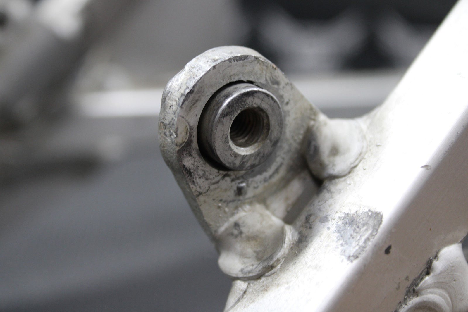 1998 SUZUKI 96 - 00 RM125 RM250 OEM REAR BACK SUB FRAME SUBFRAME RAIL 41200 - 36E00 - hggarage
