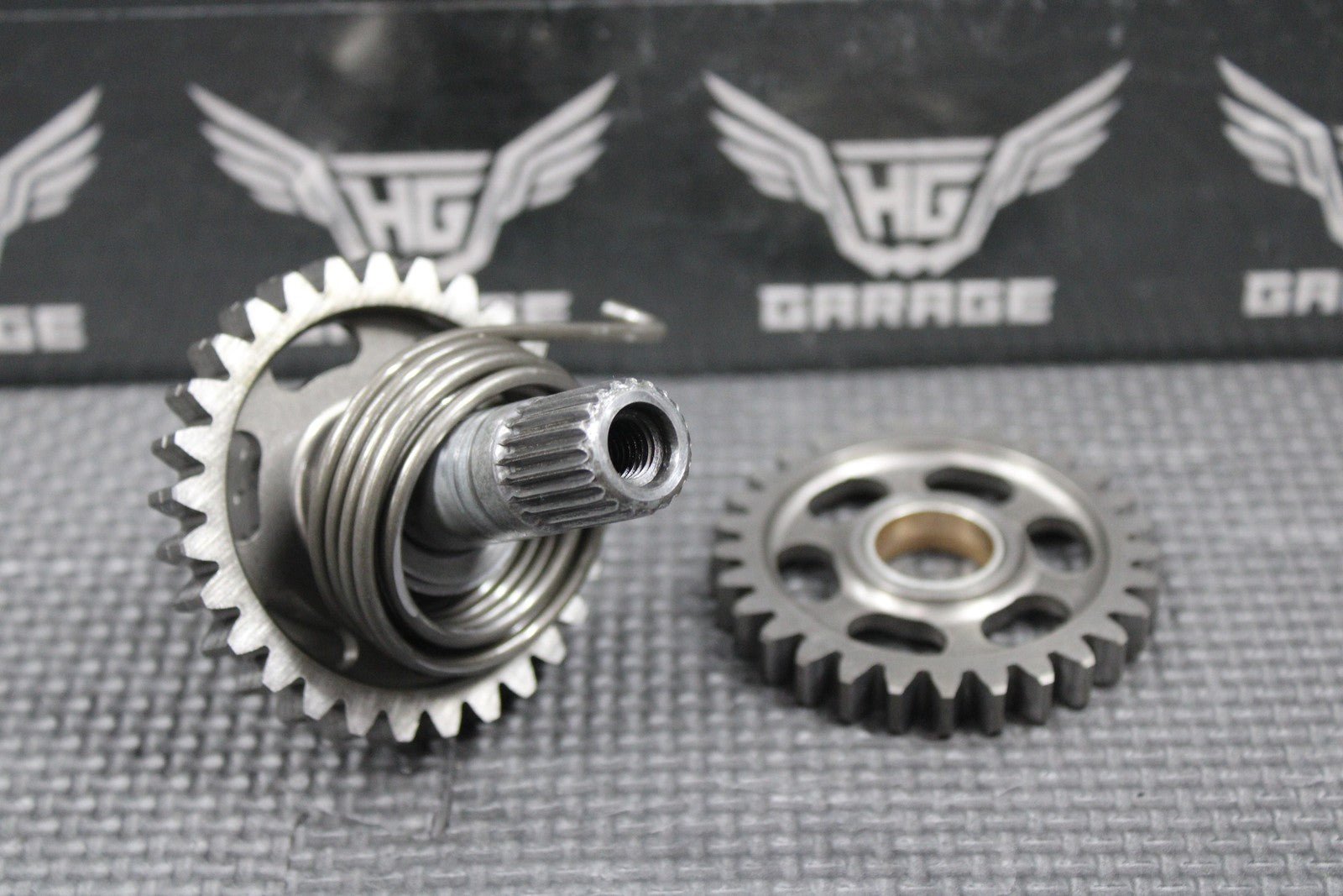 2005 HONDA CR125R OEM KICKSTART KICK START SHAFT W IDLER GEAR 28210 - KS6 - 700 - hggarage