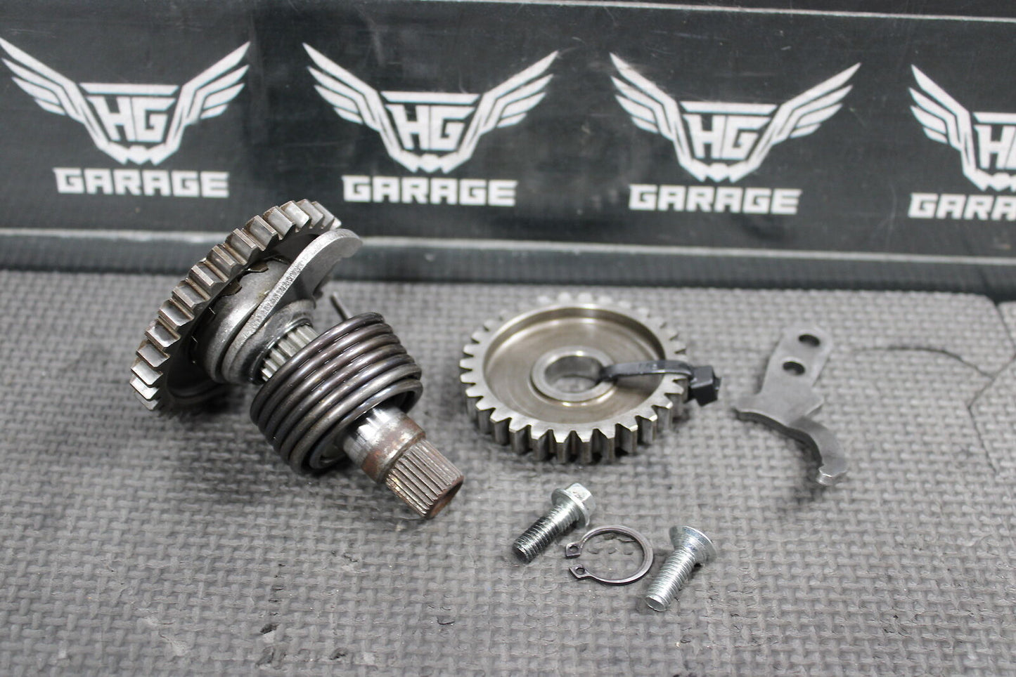 2000 KAWASAKI KX65 KX80 OEM KICKSTART KICK START SHAFT MECHANISM W IDLER GEAR