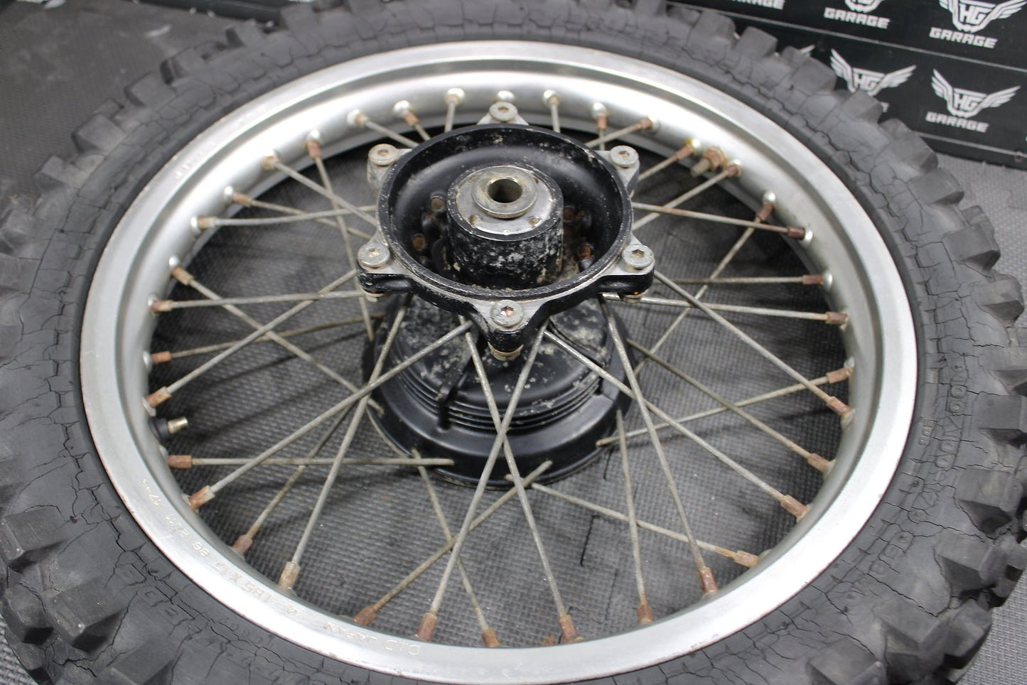 1998 HONDA XR200R OEM REAR BACK WHEEL RIM 42650 - KT0 - 305 - hggarage
