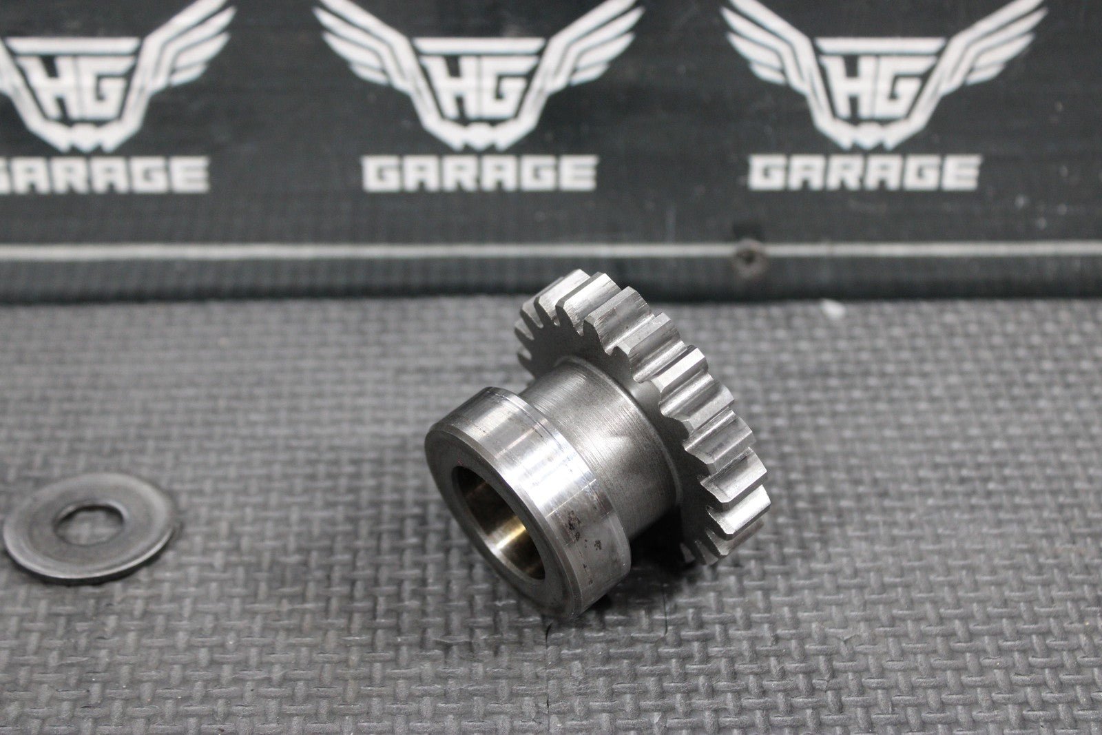 1996 SUZUKI RM250 OEM ENGINE MOTOR CRANKSHAFT PRIMARY DRIVE GEAR BOLT - hggarage