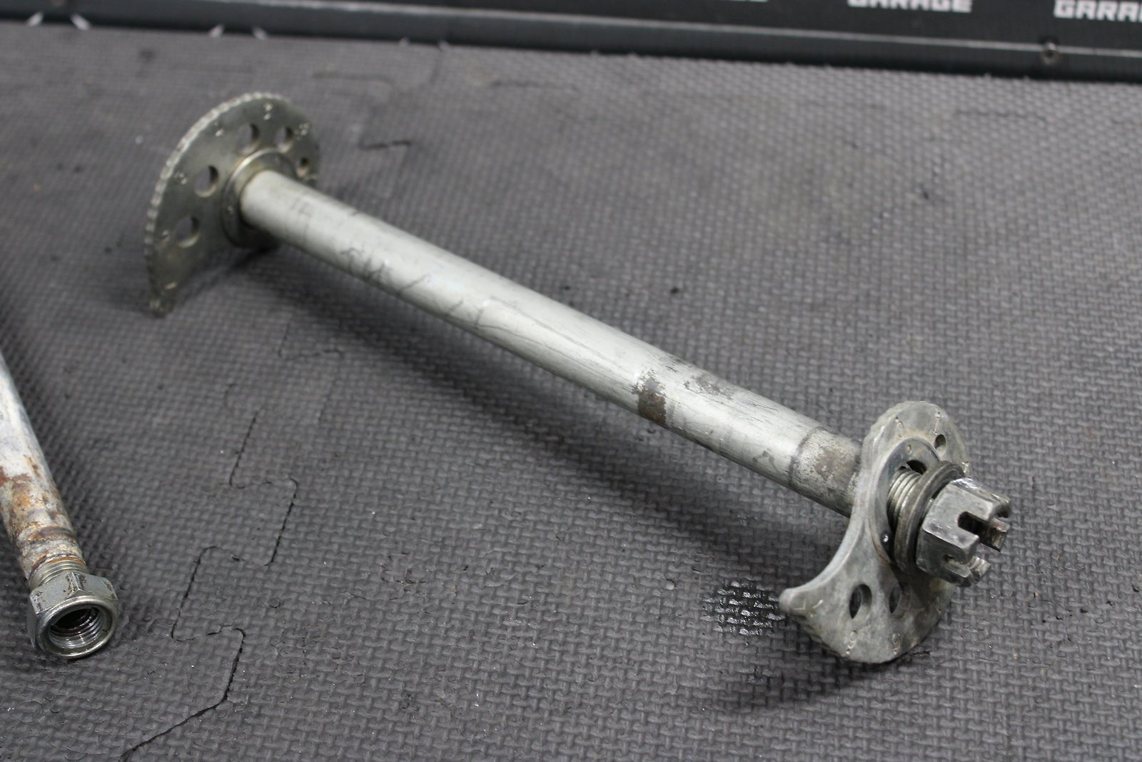 2004 SUZUKI DRZ250 01 - 07 DRZ250 OEM REAR AXLE SWINGARM PIVOT BOLT - hggarage
