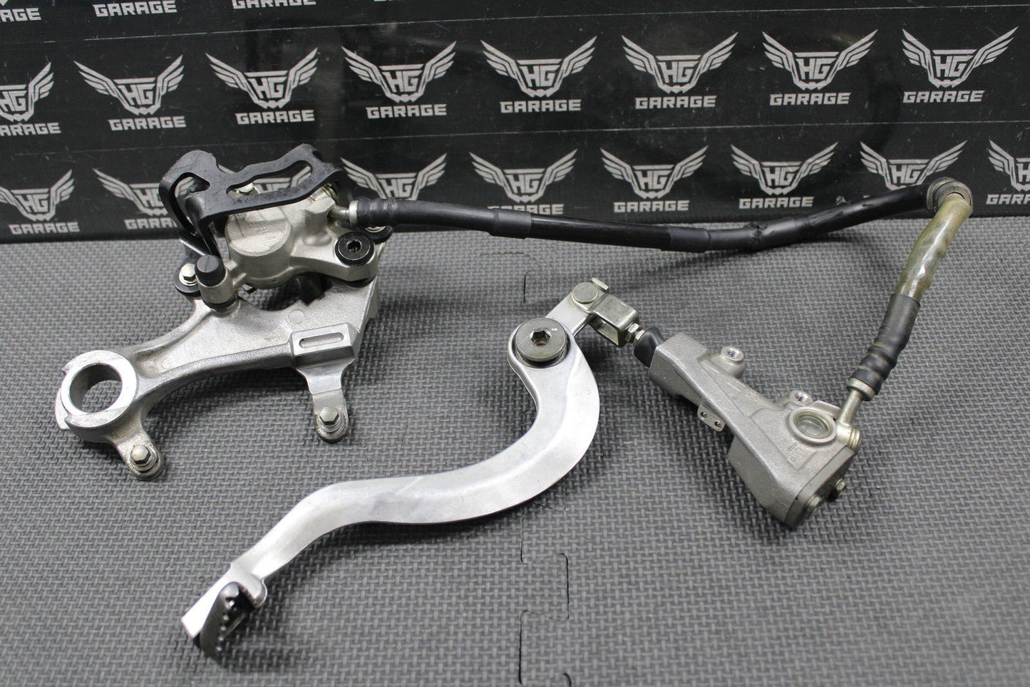 2020 SUZUKI RMZ250 OEM NISSIN REAR BACK BRAKE CALIPER MASTER CYLINDER LEVER GOOD - hggarage