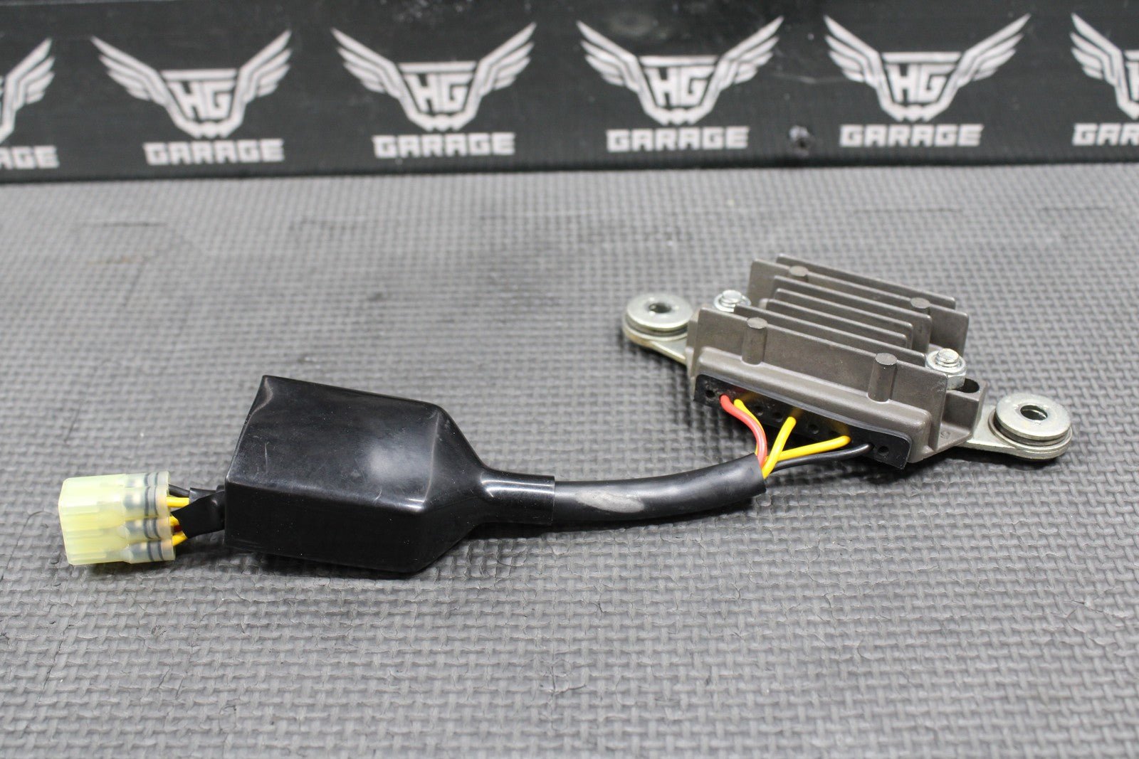 KAWASAKI 13 - 16 KX250F 13 - 15 KX450F OEM RECTIFIER VOLTAGE REGULATOR 21066 - 0742 - hggarage