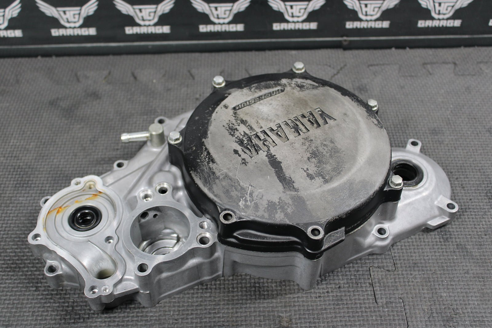 2009 YAMAHA YZ450F OEM ENGINE MOTOR SIDE CLUTCH COVER 2S2 - 15431 - 00 - 00 - hggarage