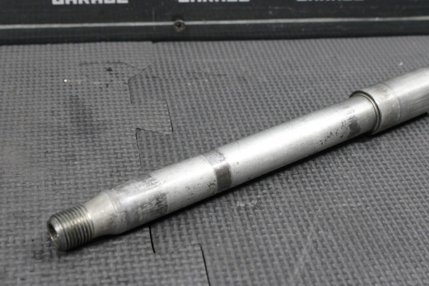 2023 HONDA CRF250R OEM FRONT WHEEL RIM AXLE PIVOT BOLT 44301 - MEN - 000 - hggarage