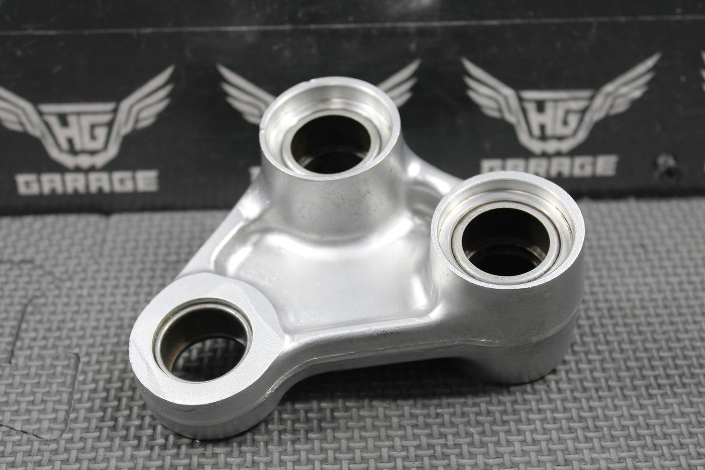 1997 HONDA CR250R OEM REAR SHOCK LINKAGE CUSHION ARM SET S52465 - KZ3 - B00 NICE! - hggarage