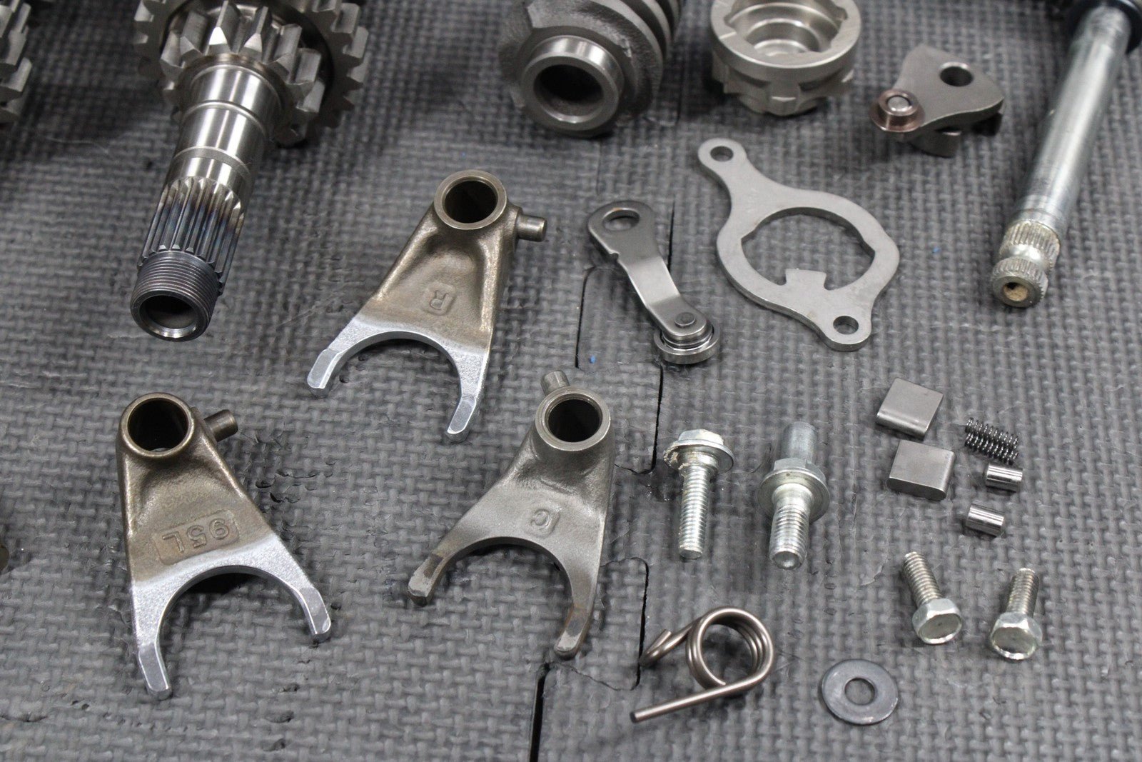 2018 HONDA CRF250R OEM ENGINE TRANSMISSION GEARS GEARBOX FORKS SHAFTS TRANS - hggarage