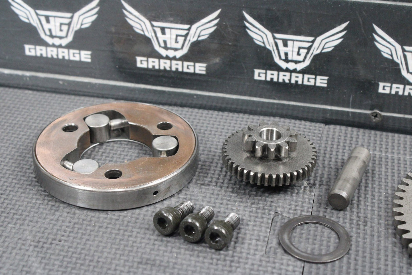 1987 YAMAHA OEM ENGINE MOTOR STARTER CLUTCH DRIVE IDLER GEAR ASSEMBLY - hggarage