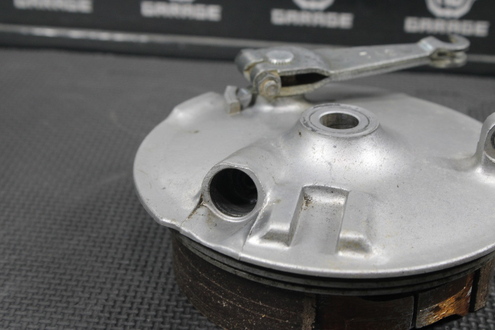 1987 YAMAHA TW200 OEM FRONT BRAKE DRUM ASSEMBLY GEAR TRIP METER SHOES - hggarage