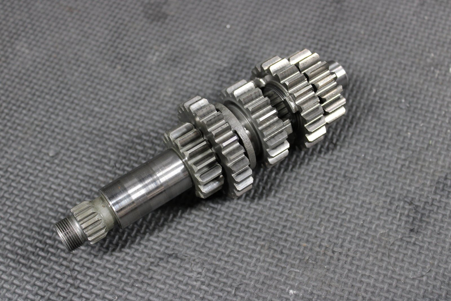 2004 YAMAHA YZ250F OEM ENGINE TRANSMISSION TRANNY GEARS FORKS SHIFT DOG - hggarage