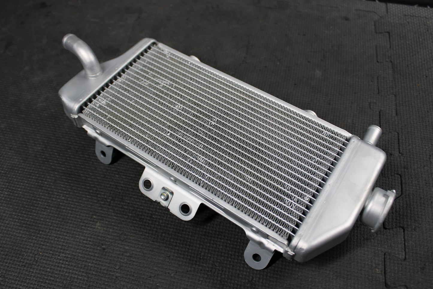 2007 YAMAHA 07 - 09 YZ450F OEM RIGHT ENGINE MOTOR COOLING COOLER RADIATOR - hggarage