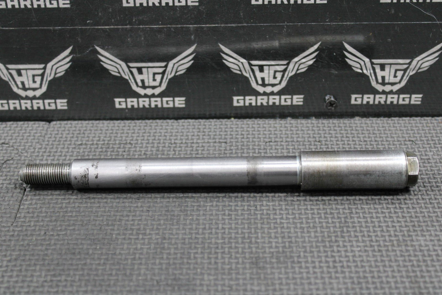 HONDA 85 - 89 CR125R CR250R CR500R OEM FRONT WHEEL AXLE PIVOT BOLT 44301 - KA3 - 830 - hggarage