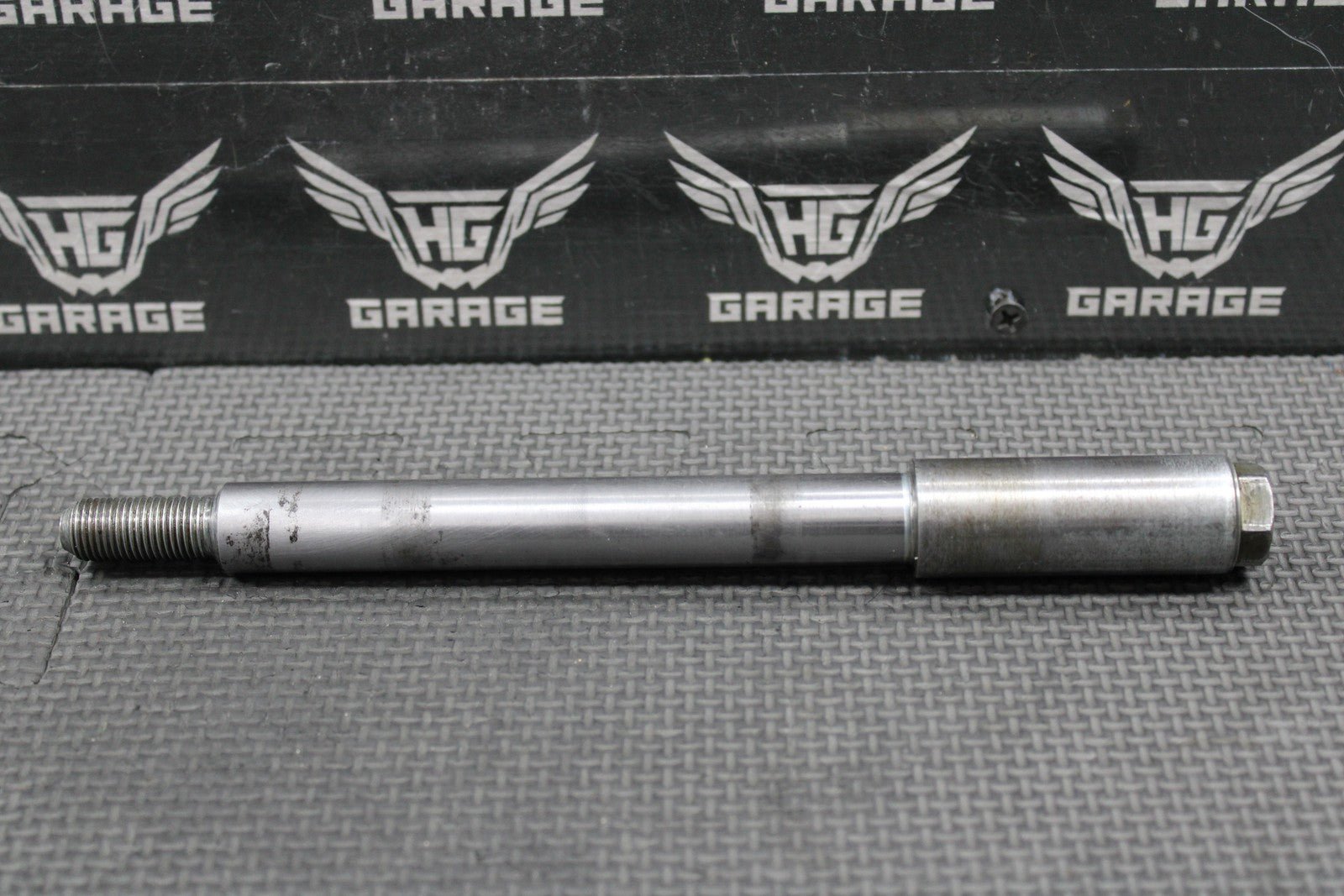HONDA 85 - 89 CR125R CR250R CR500R OEM FRONT WHEEL AXLE PIVOT BOLT 44301 - KA3 - 830 - hggarage