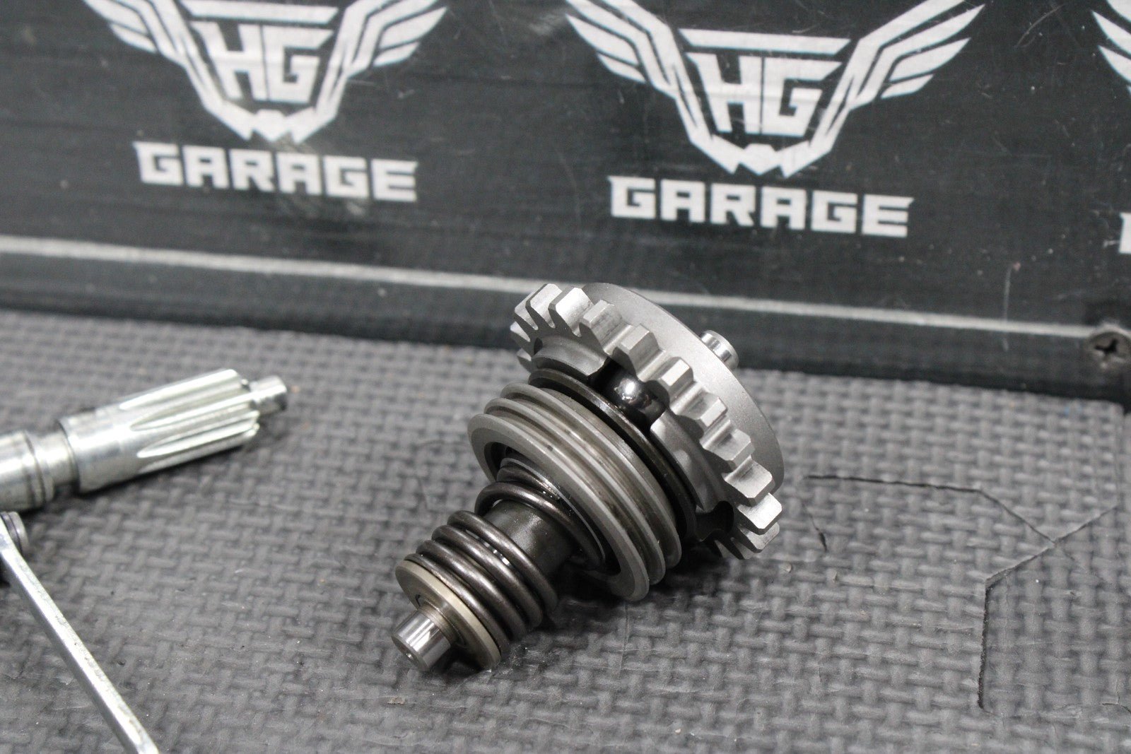 00 - 02 HONDA CR125R OEM ENGINE POWERVALVE EXHUAST VALVE LINKAGE GOVERNOR NICE! - hggarage