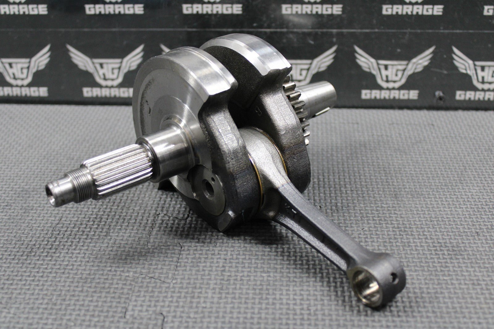 1989 HONDA 86 - 95 XR250R OEM ENGINE CRANKSHAFT CRANK SHAFT CON ROD 13000 - KS5 - 010 - hggarage