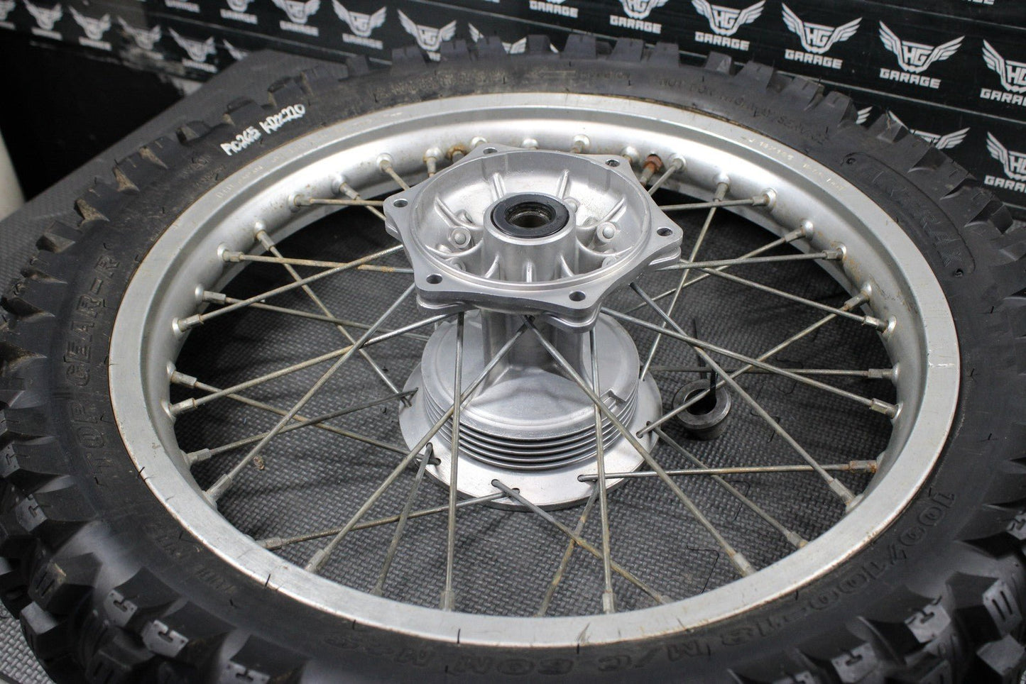 1986 KAWASAKI KDX200 OEM D.I.D 18" REAR BACK WHEEL RIM HUB READ DESC! - hggarage