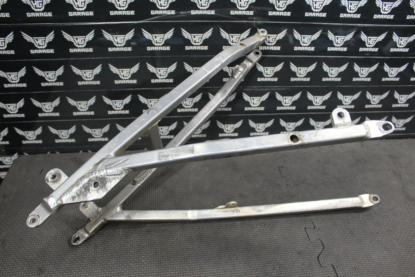 2006 04 - 06 SUZUKI RMZ250 OEM REAR BACK SUB FRAME SUBFRAME SEAT RAIL K3216 - 00087 - hggarage