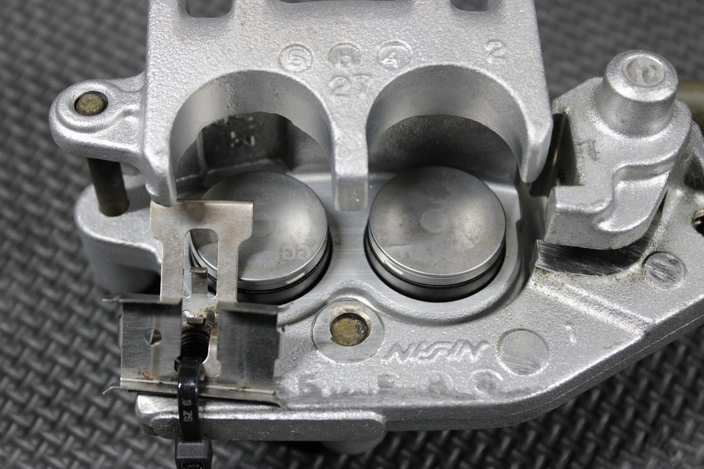 1996 KAWASAKI KX125 OEM COMPLETE NISSIN FRONT BRAKE CALIPER MASTER CYLINDER GOOD - hggarage