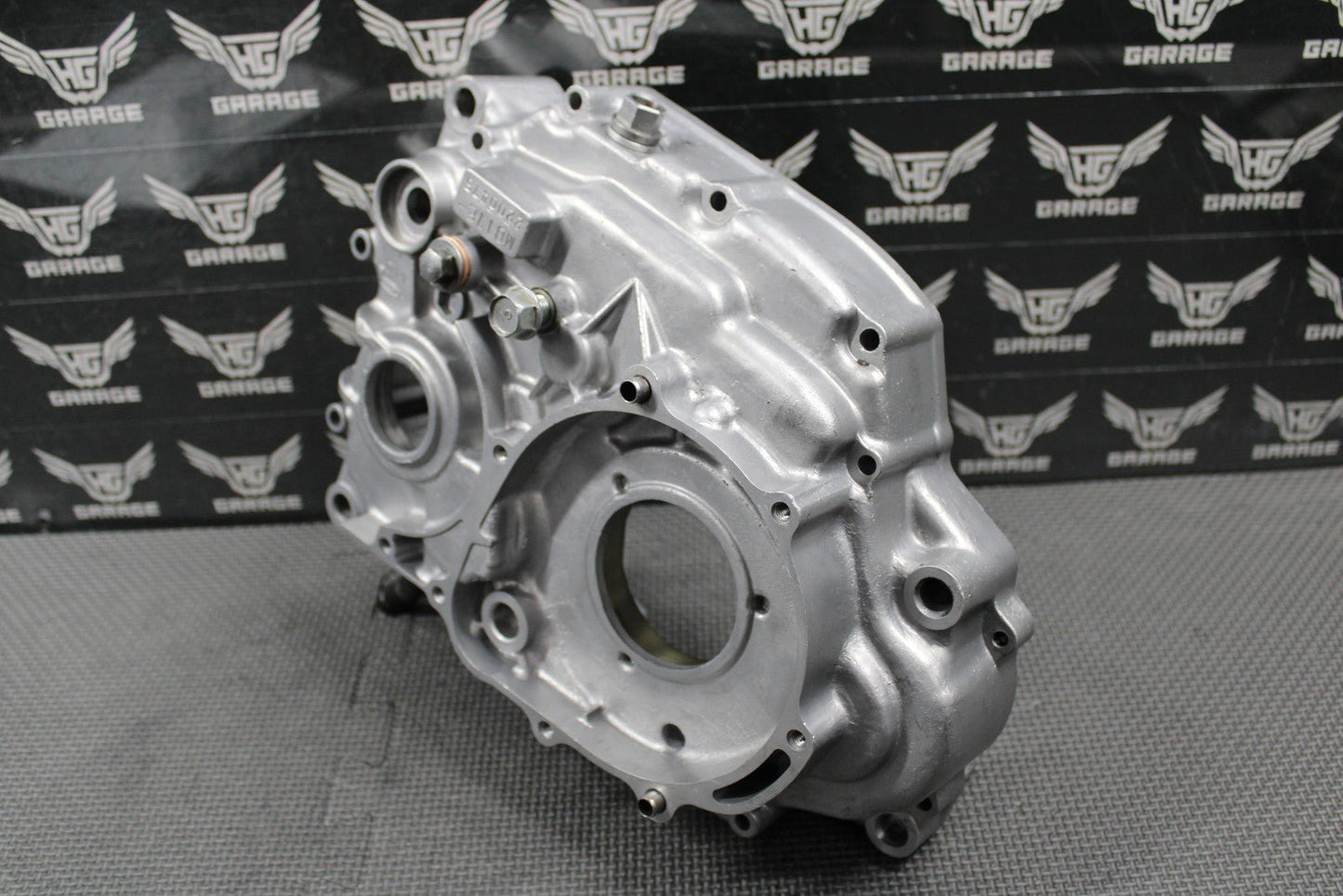1989 HONDA 88 - 95 XR250R OEM LEFT ENGINE CRANKCASE CRANK CASE 11200 - KZ1 - 670 NICE! - hggarage