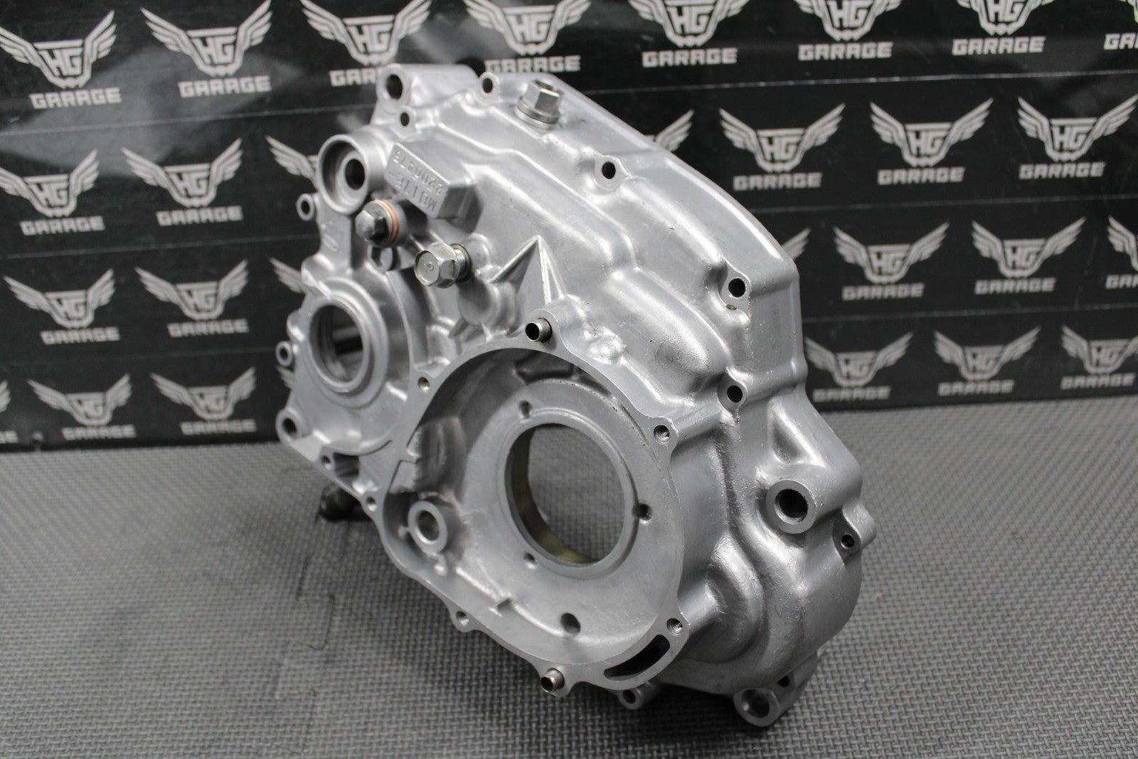 1989 HONDA 88 - 95 XR250R OEM LEFT ENGINE CRANKCASE CRANK CASE 11200 - KZ1 - 670 NICE! - hggarage