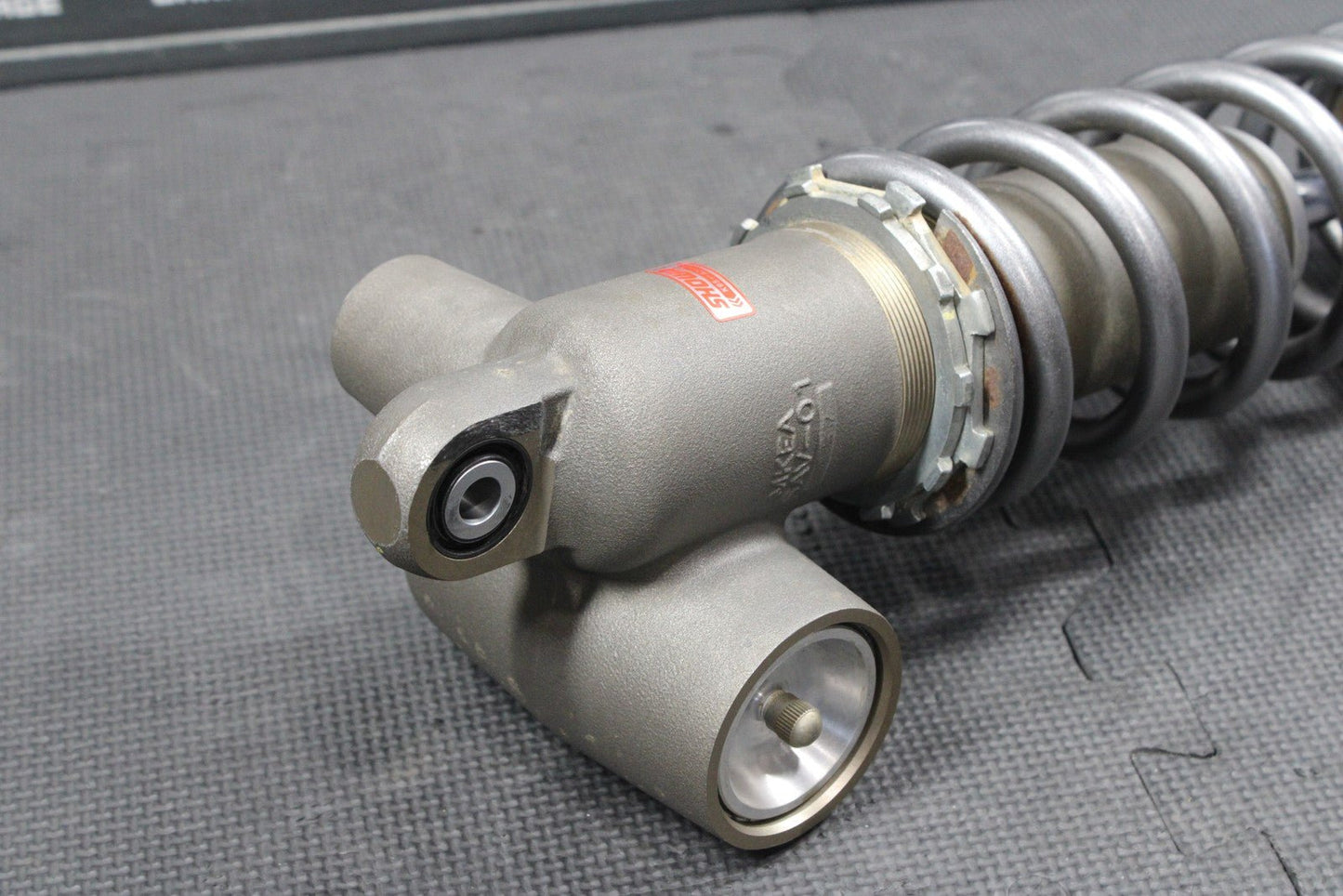 2018 HONDA CRF250R OEM REAR BACK SHOCK ABSORBER SUSPENSION 52400 - K95 - A21 GOOD - hggarage