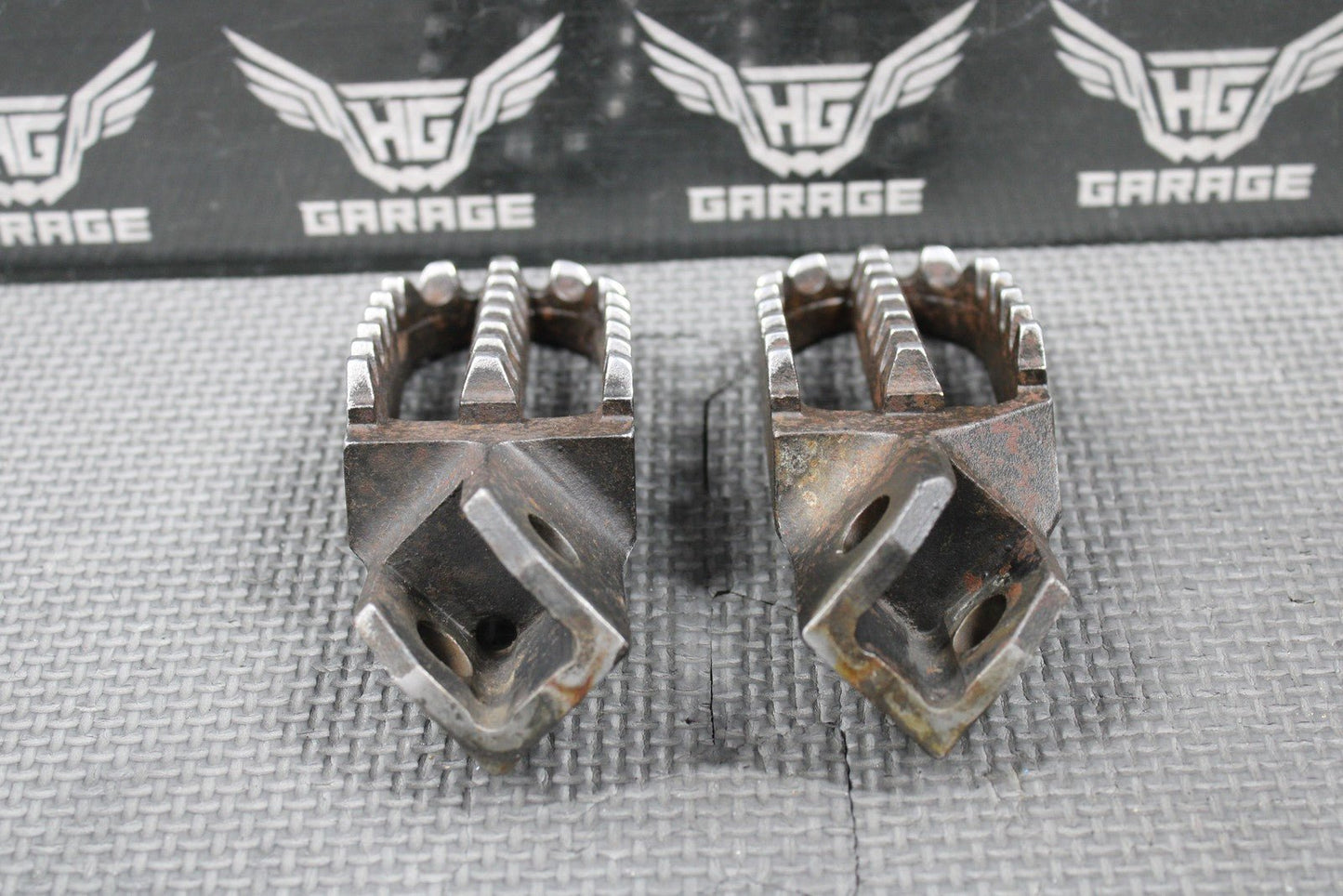 2001 95 - 01 HONDA CR500R RIGHT LEFT OVERSIZE FOOTPEGS FOOT PEGS PEDALS HEAVY DUTY - hggarage