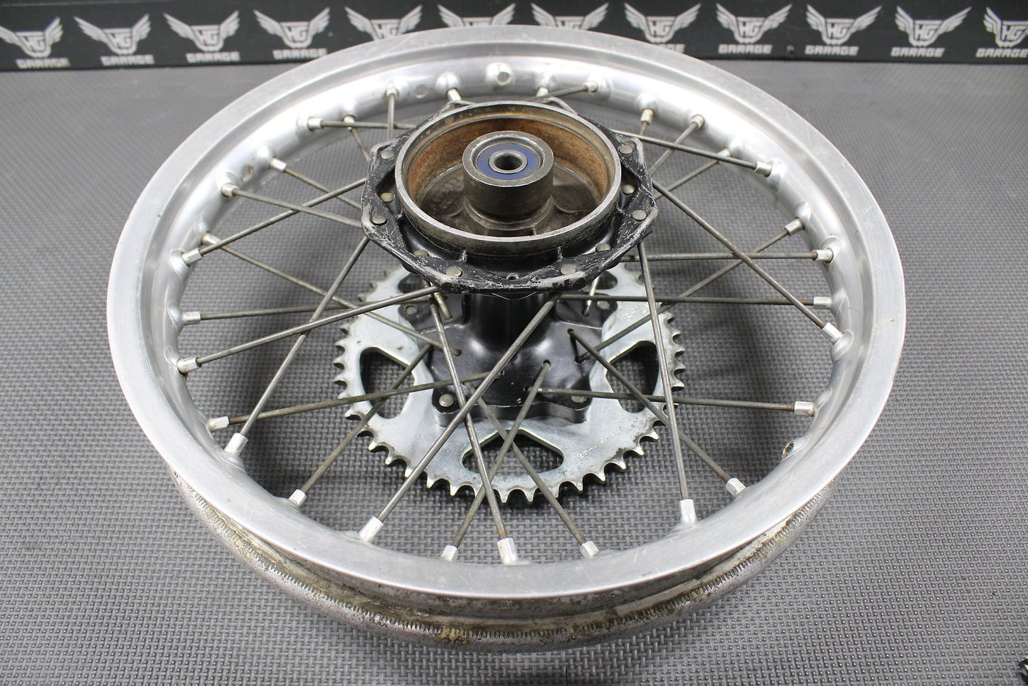 1984 1985 KAWASAKI KX80 OEM REAR BACK WHEEL RIM HUB 14 X 1.60 41034 - 1169 - hggarage