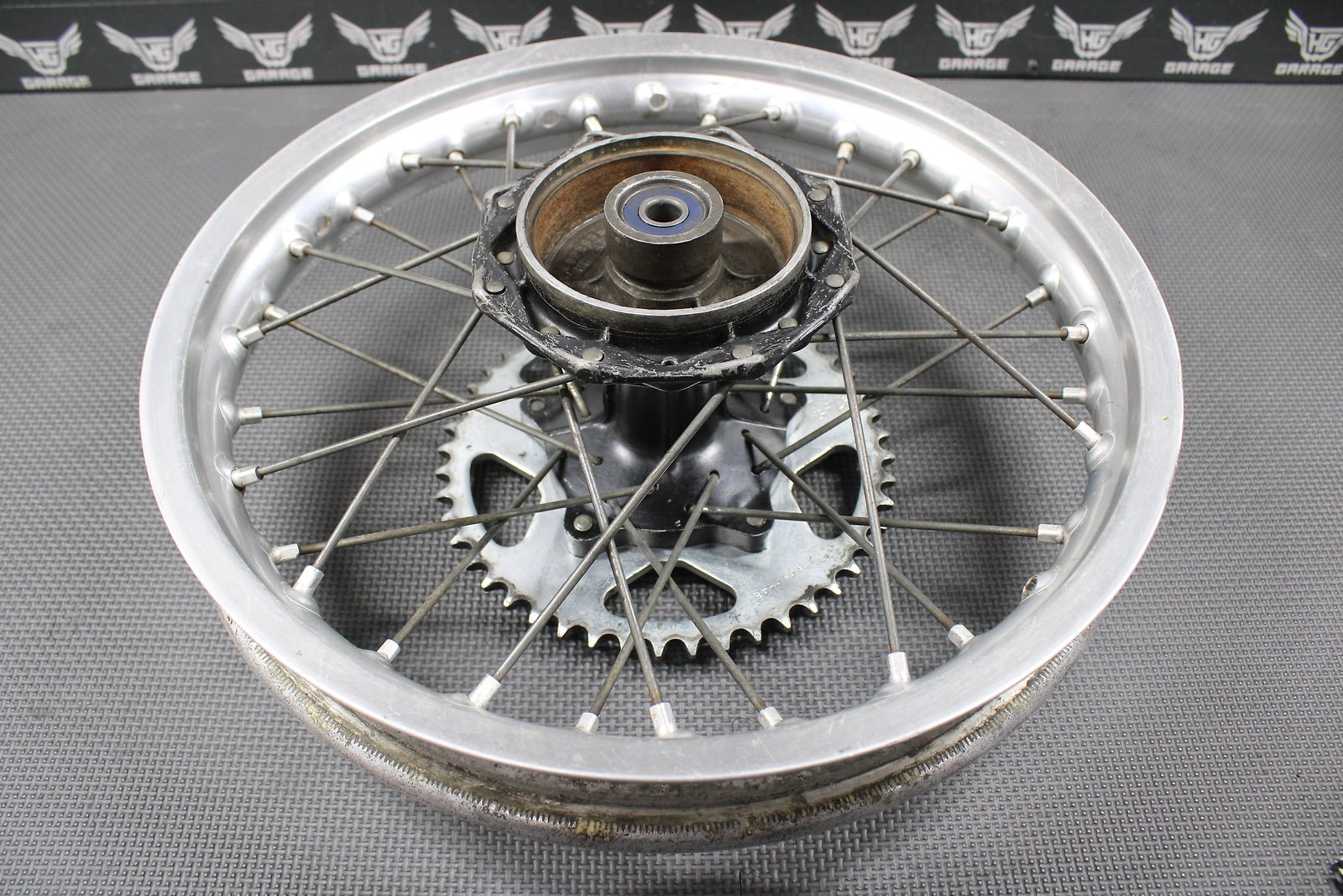 1984 1985 KAWASAKI KX80 OEM REAR BACK WHEEL RIM HUB 14 X 1.60 41034 - 1169 - hggarage
