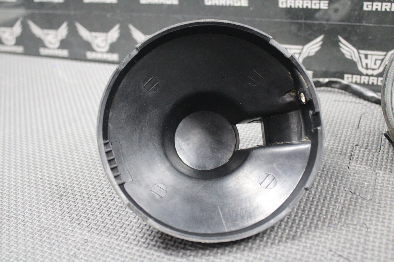 2001 YAMAHA BANSHEE YFZ350 OEM FRONT HEAD LIGHT LAMP HEADLIGHT HOUSING PARTS - hggarage
