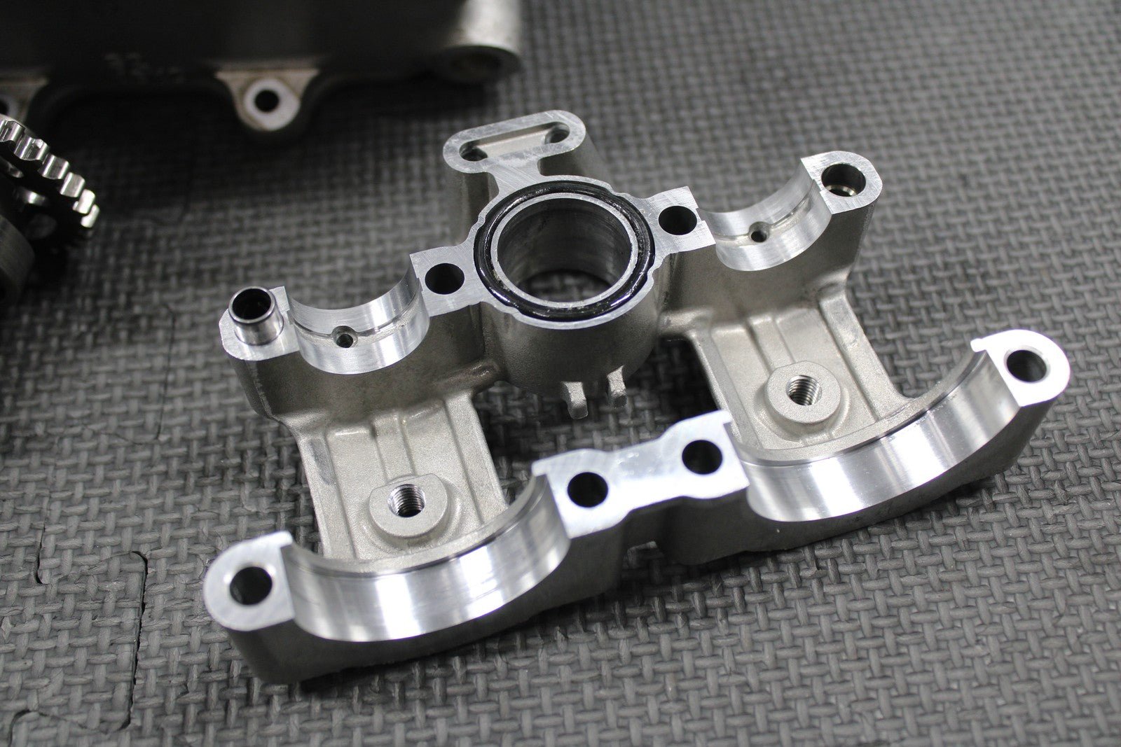 2019 SUZUKI 19 - 25 RMZ250 OEM CYLINDER HEAD VALVES CAMSHAFTS 11100 - 46K00 MINT! - hggarage
