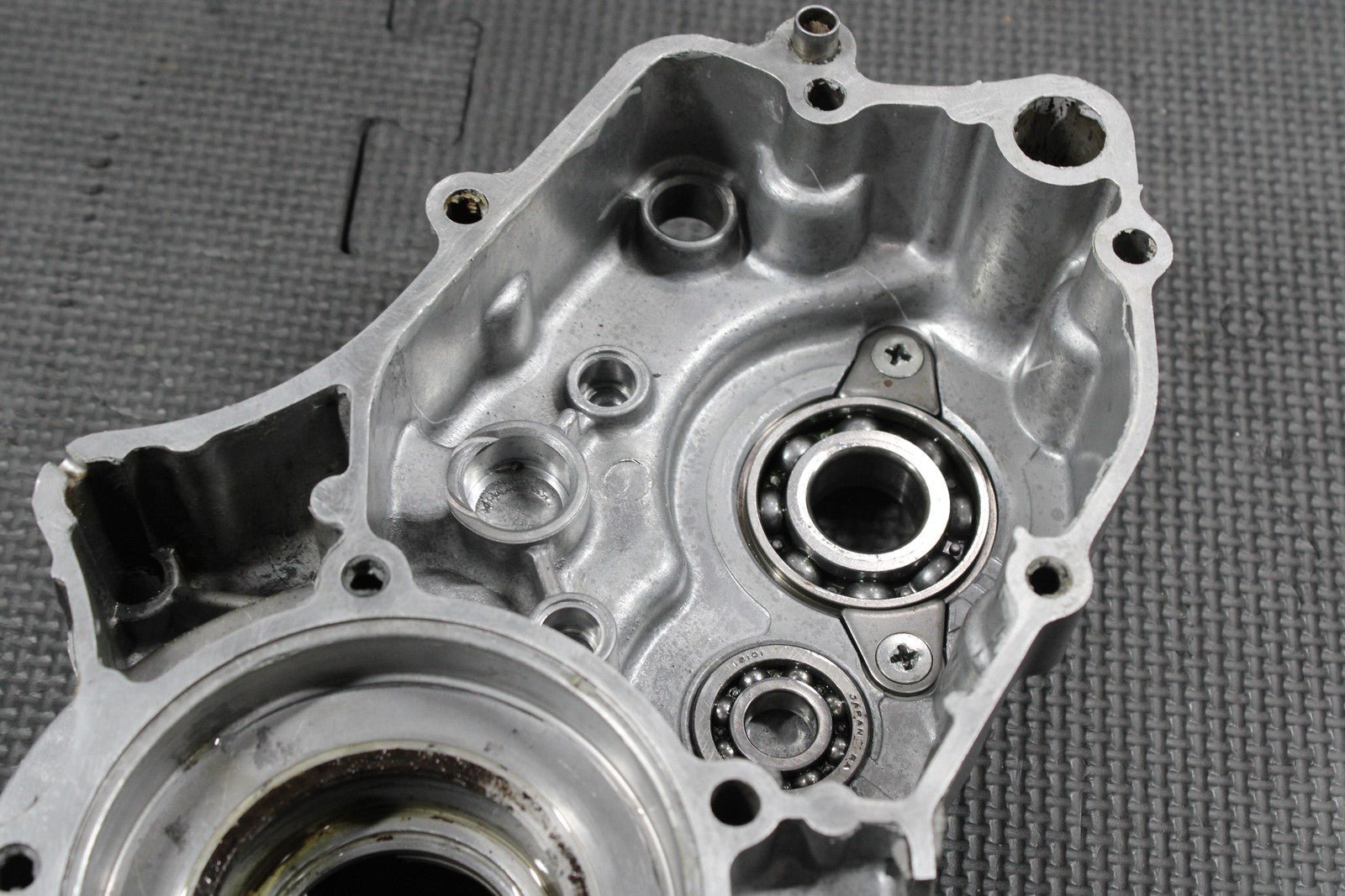 2014 KAWASAKI 08 - 22 KX100 KX85 OEM LEFT RIGHT ENGINE CRANKCASE CASES BLOCK SET - hggarage