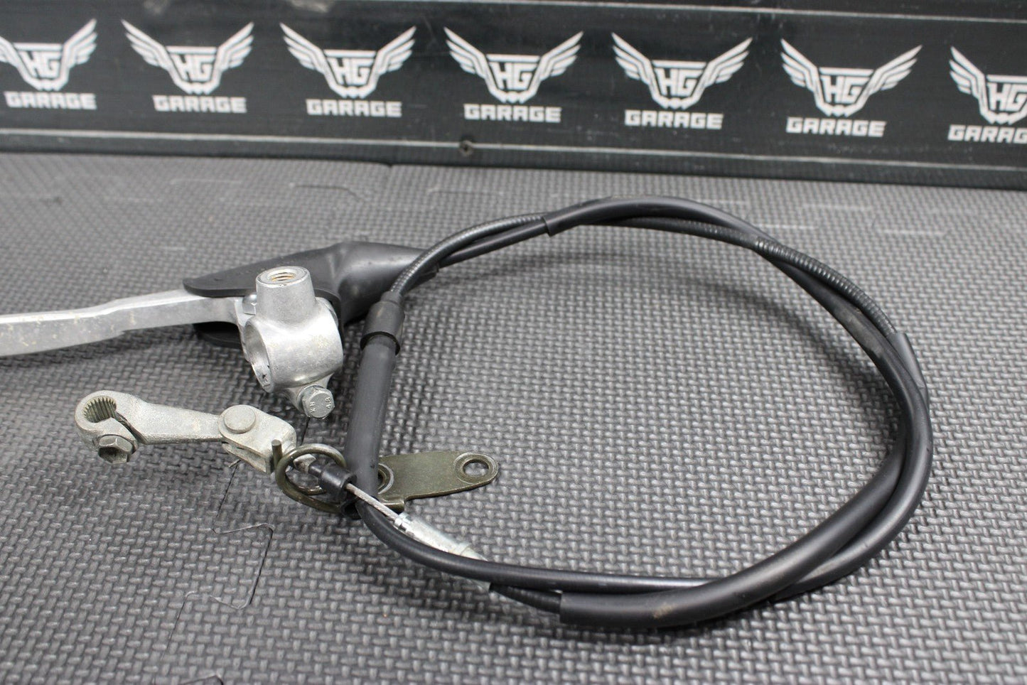 2005 SUZUKI DR200SE OEM CLUTCH CABLE LINE W LEVER & PERCH CABLE COMPLETE NICE - hggarage