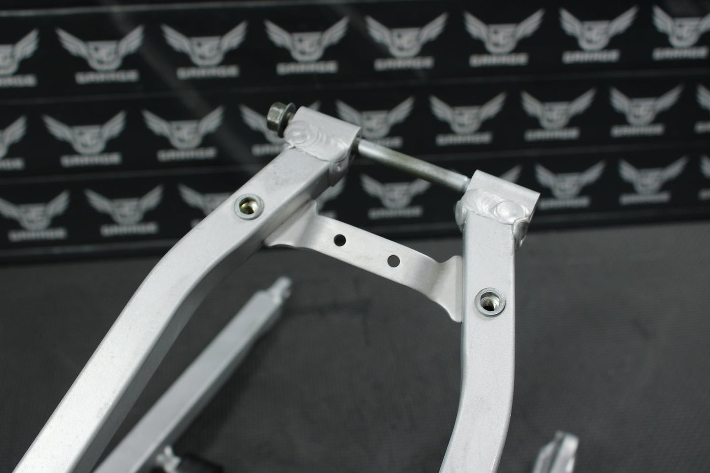 2004 Yamaha YZ450F OEM Rear Back Sub Frame Subframe 5XD - 21190 - 00 - 00 - hggarage