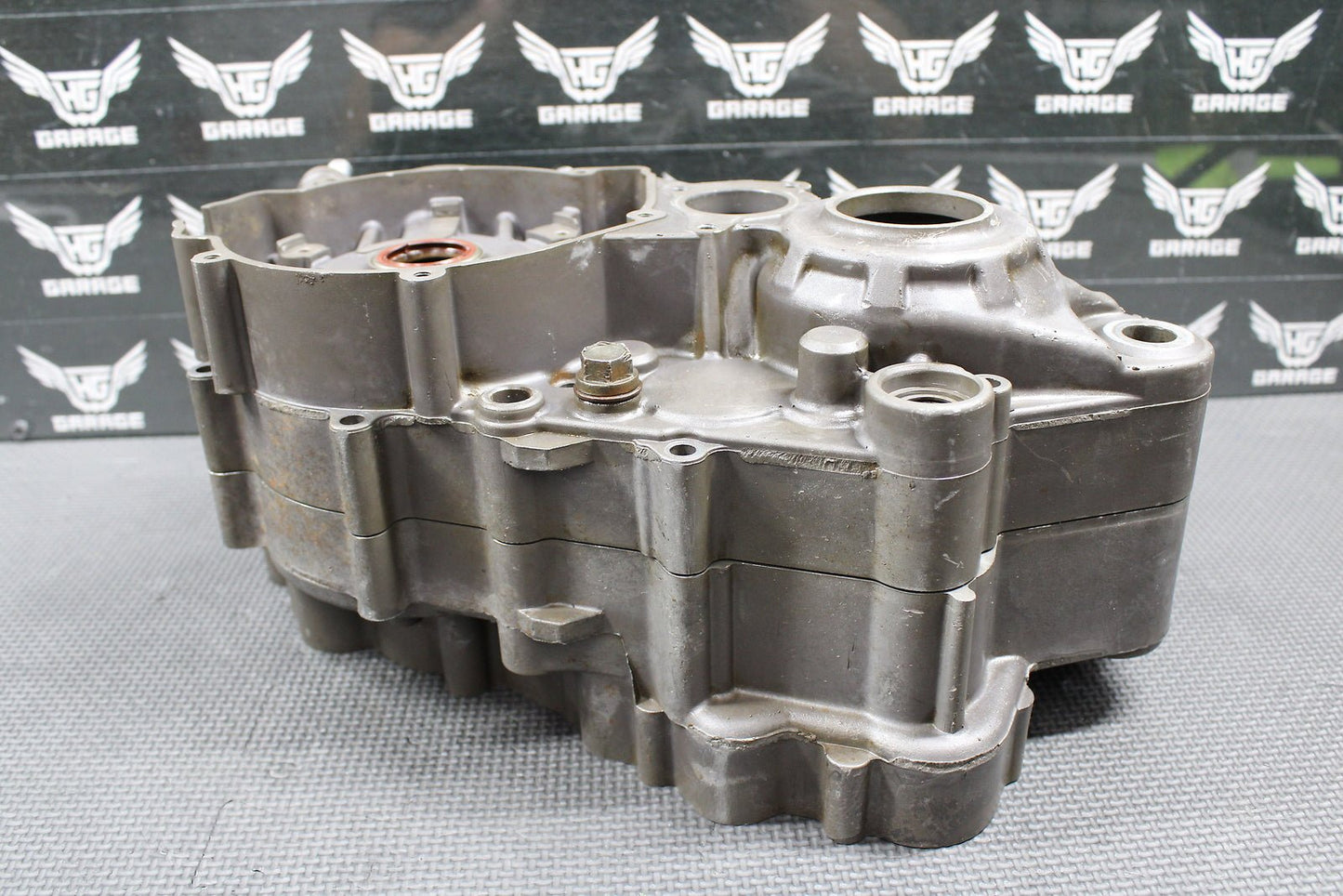 2001 KTM 300 EXC OEM LEFT RIGHT ENGINE MOTOR CRANKCASE CRANK CASES 54730000144 - hggarage