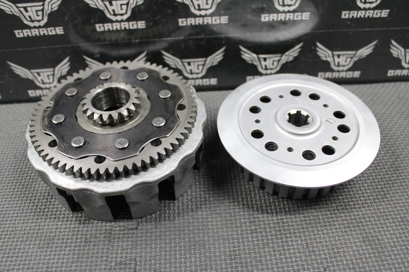 1994 92 - 95 SUZUKI RM125 OEM CLUTCH BASKET RING GEAR & CENTER HUB 21200 - 43D04 - hggarage