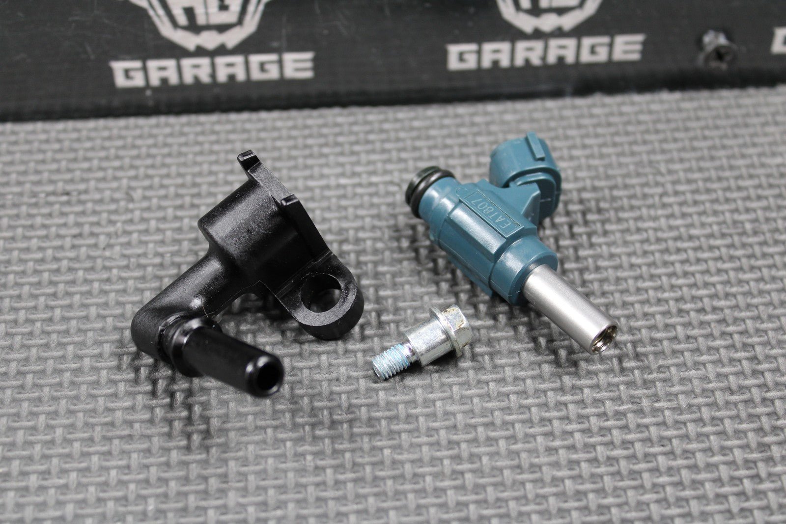 2022 KAWASAKI KX250 KX250X OEM AIRBOX INTAKE FUEL INJECTOR NOZZLE 49033 - 0556 - hggarage