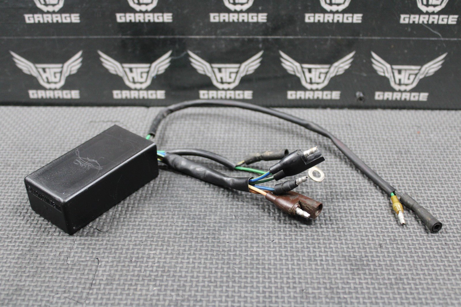 1988 HONDA CR125R OEM CDI ECU COMPUTER IGNITION UNIT BOX 30400 - KS6 - 830 NICE! - hggarage