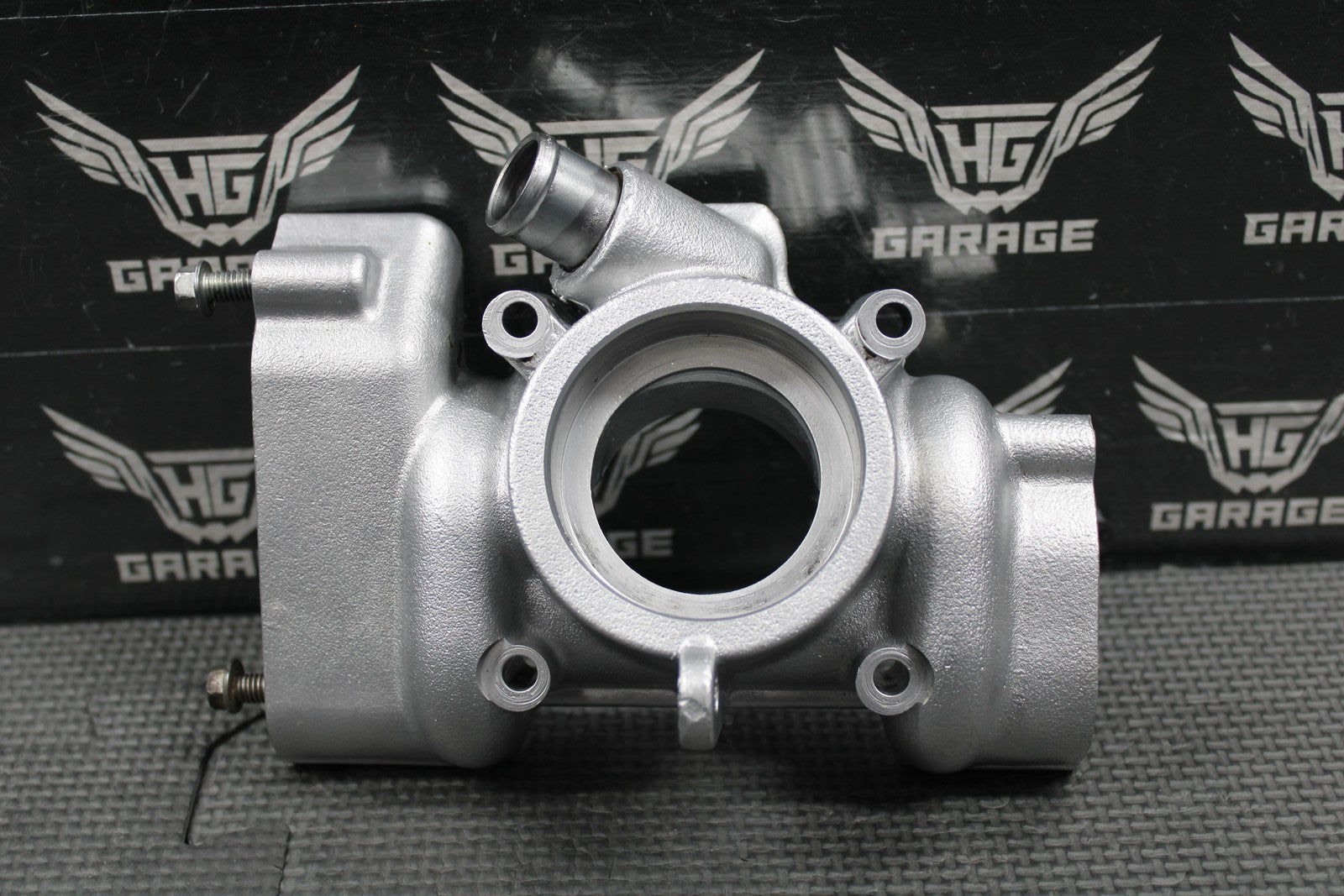 1999 2000 HUSQVARNA WR250 CR250 OEM CYLINDER EXHAUST FLANGE HTS COVER 800086853 - hggarage