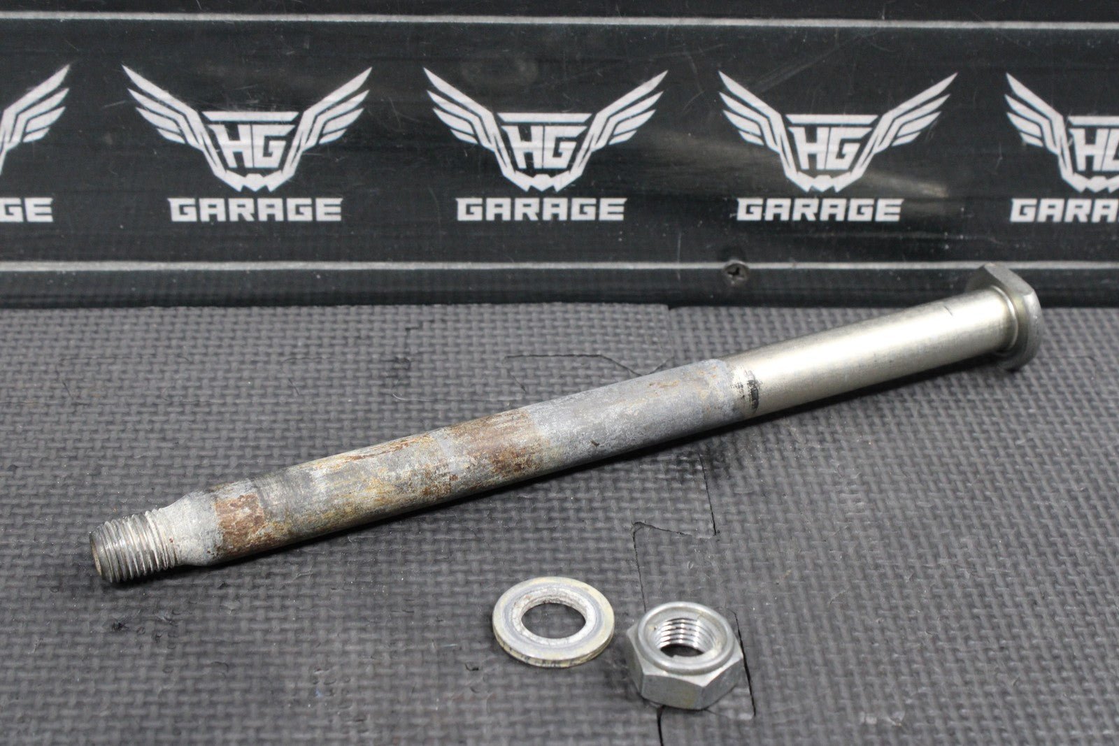2018 HONDA0 04 - 22 CRF250R OEM REAR BACK SWINGARM BOLT SUSPENSION PIVOT AXLE 521 - hggarage
