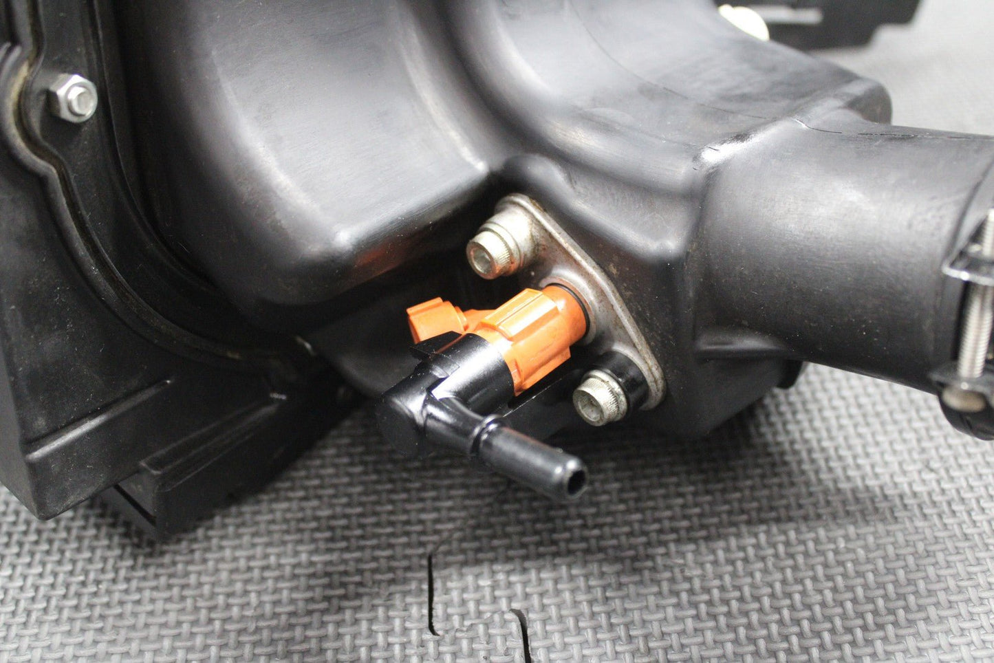 2019 SUZUKI 19 - 25 RMZ250 OEM AIRBOX AIR CLEANER FILTER BOX INTAKE BOOT INJECTOR - hggarage