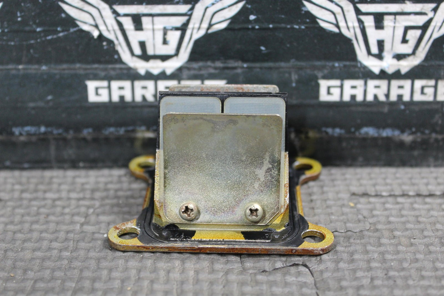 2003 KAWASAKI KX65 OEM INTAKE REED BLOCK ASSEMBLY 12021 - 1015 16065 - 1366 - hggarage