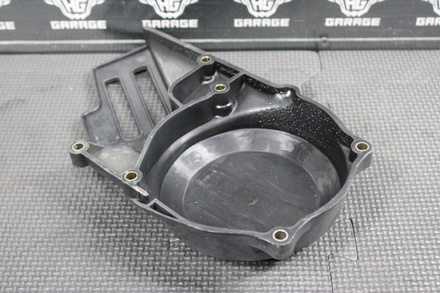 1997 YAMAHA RT100 92 - 00 OEM ENGINE MOTOR STATOR GENERATOR MAGNETO COVER - hggarage