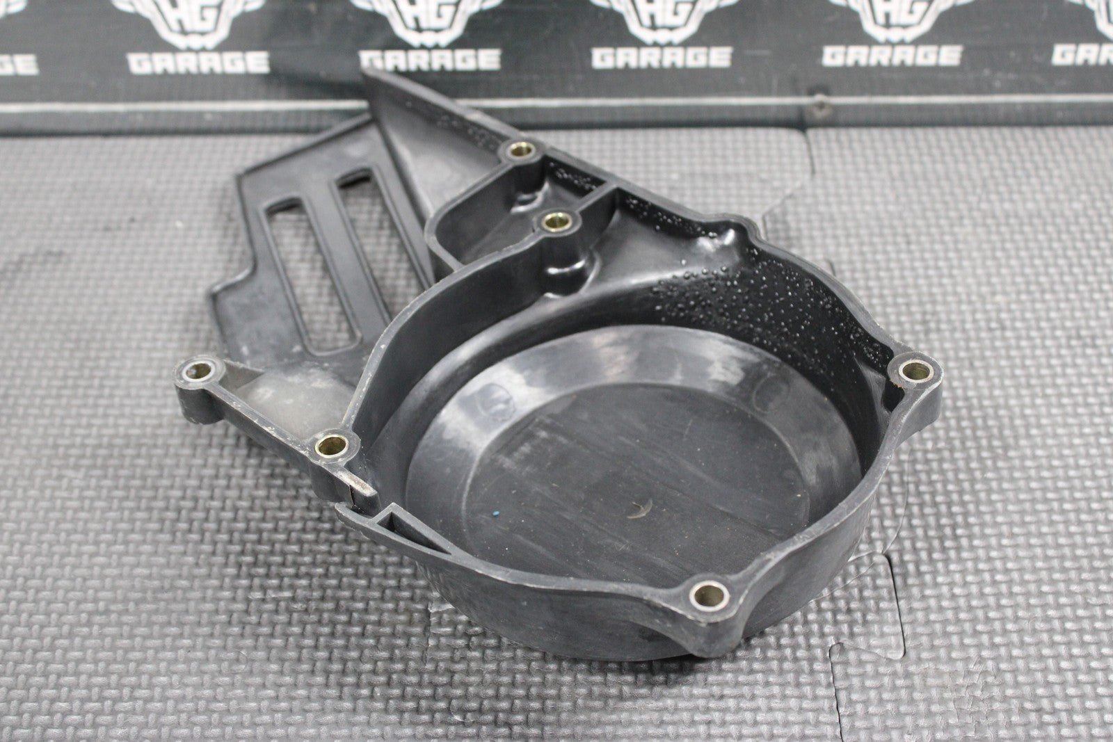 1997 YAMAHA RT100 92 - 00 OEM ENGINE MOTOR STATOR GENERATOR MAGNETO COVER - hggarage