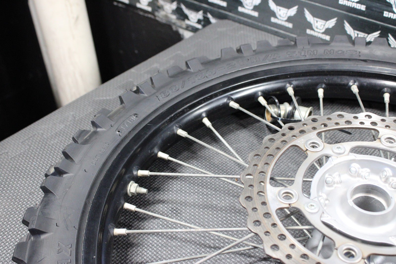 2014 KAWASAKI KX250F 10 - 18 OEM FRONT WHEEL RIM HUB SPOKES ASSEMBLY BLACK - hggarage